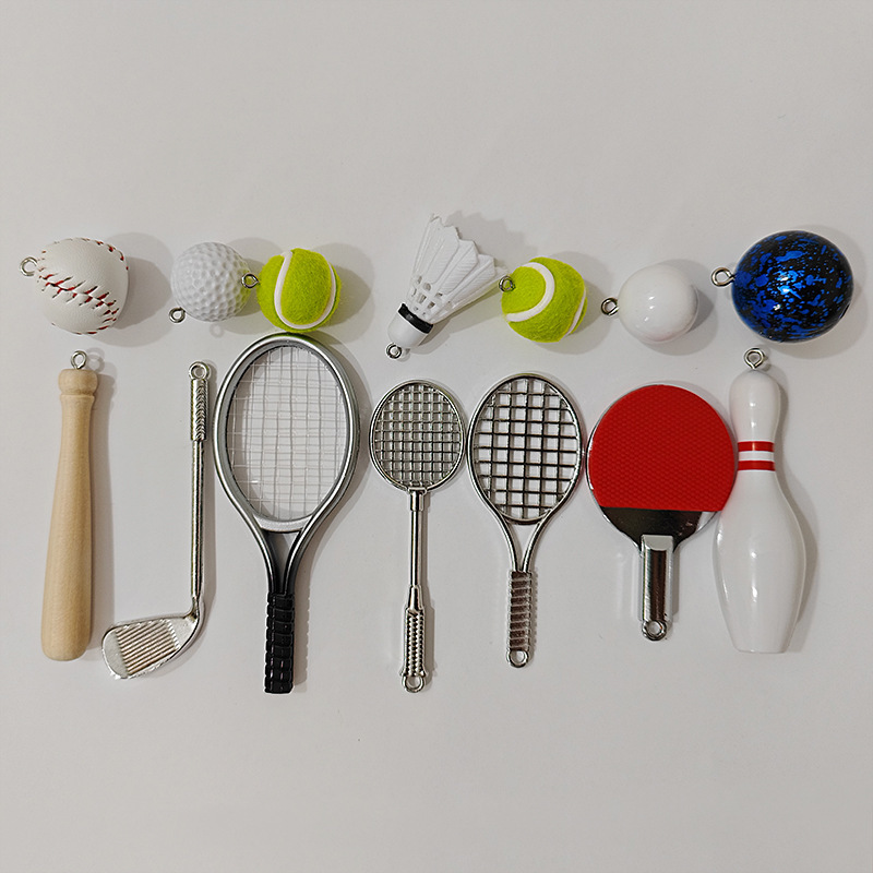 Cross-border popular doll string tennis keychain accessory, simulated mini badminton pendant, golf bag hanger Cross-border popular doll string tennis keychain accessory, simulated mini badminton pendant, golf bag hanger