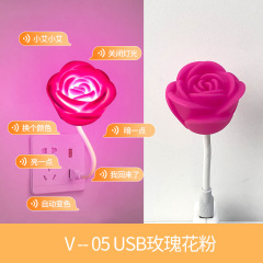 創意的なUSBソケットのスマート音声小夜灯ミニベッドヘッドのアイランプの音制御が便利です。