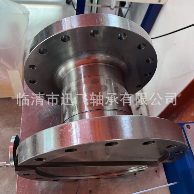 硬质合金镶嵌钢轴瓦螺旋卸船机设备砂浆泵水泥厂钨钢镶嵌耐磨套