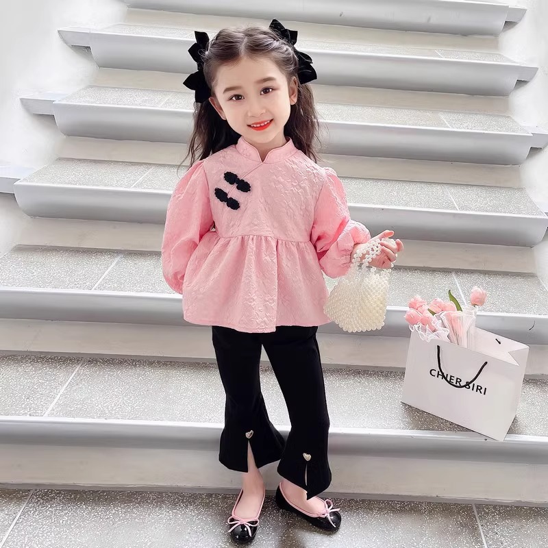 2025 New Spring and Autumn Style Retro Cheongsam Long-Sleeved Set for Girls - Stylish and Trendy Chinese Style Spring Outfit
