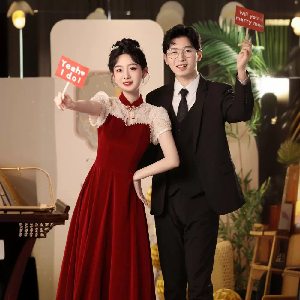 Toast Wear 2025 Winter New Bride New Chinese Style Engagement Dress Out of the Pavilion Banquet Dress Can Be Weared in Small People