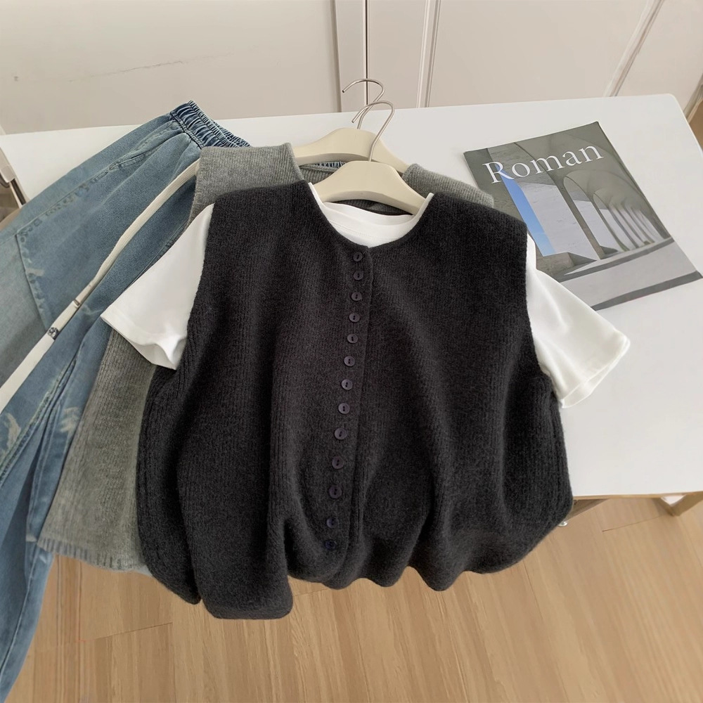 Old Money Style Round Neck Buttoned Knitted Vest for Women Autumn and Winter New Style Layered Sleeveless Vest Versatile Cardigan Sweater