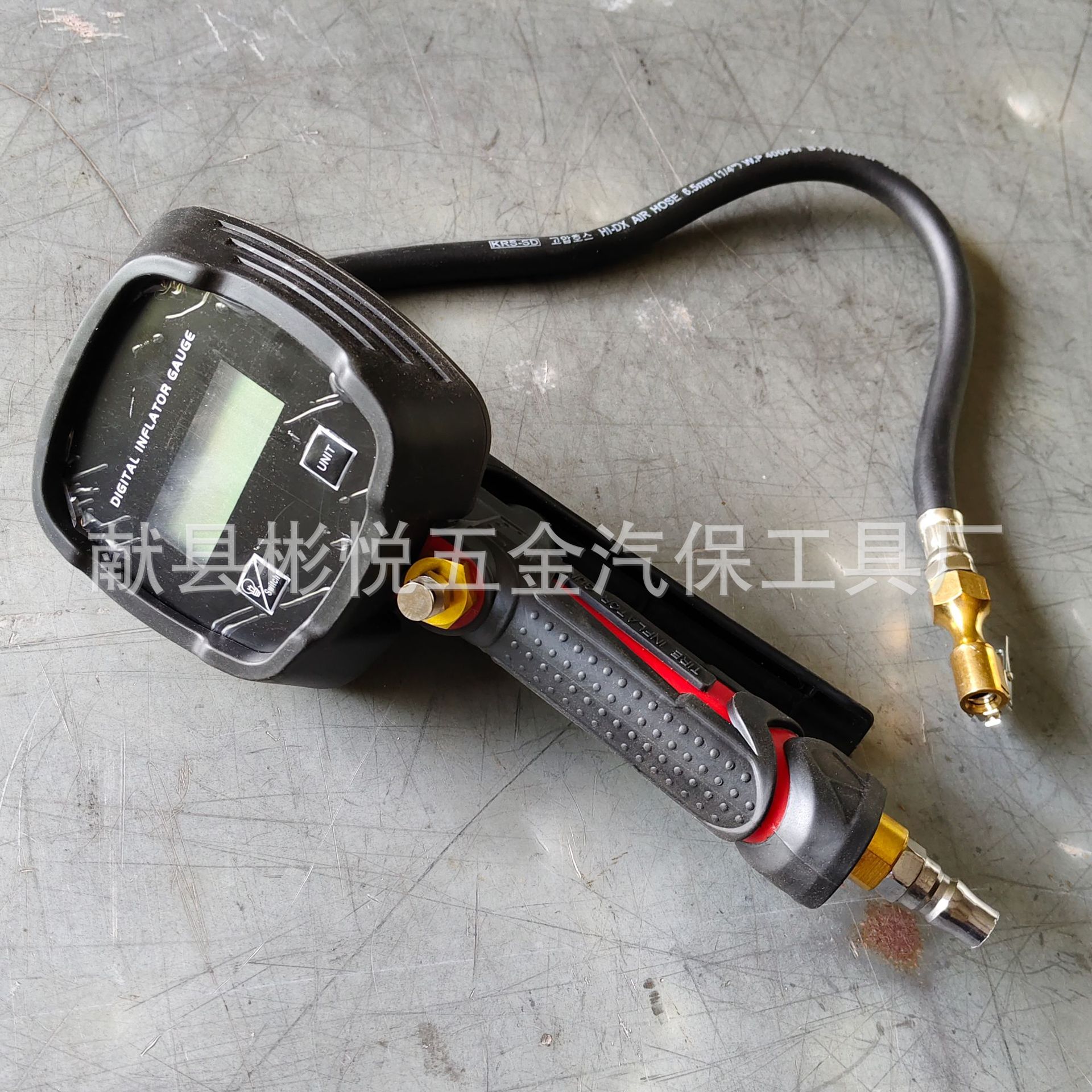Handheld Electronic Digital Tire Pressure Gauge, Car Tire Pressure Gauge with Air Gun, Car Tire Pressure Monitoring Air Pressure Gun