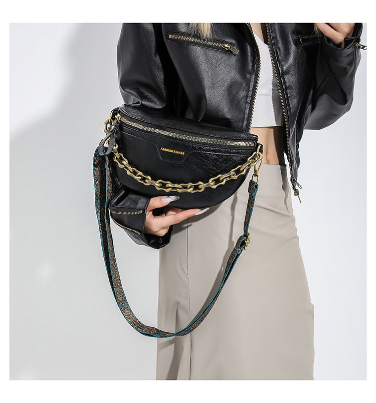 Mala tiracolo elegante para mulher com alça larga e corrente_voghion.com