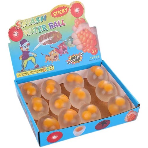 Selling stress-relief simulation eggs that can't break, squeezing double yolks for a creative and funny prank.