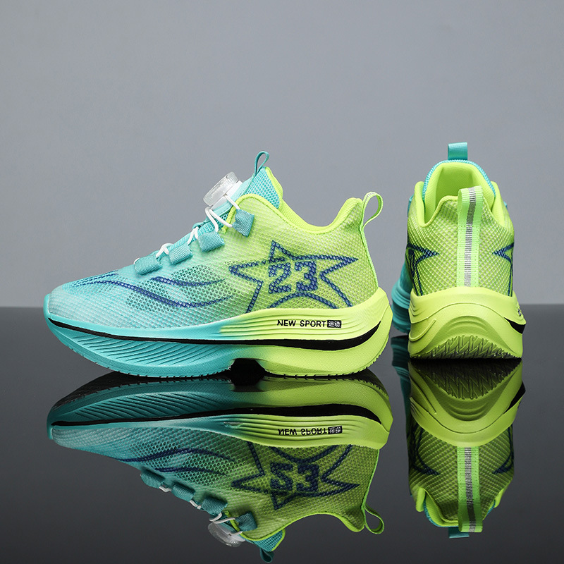 Zapatos deportivos para niños verano 2025 nuevos niños de mediano tamaño para correr zapatos de malla transpirables zapatos de baloncesto zapatos para niños