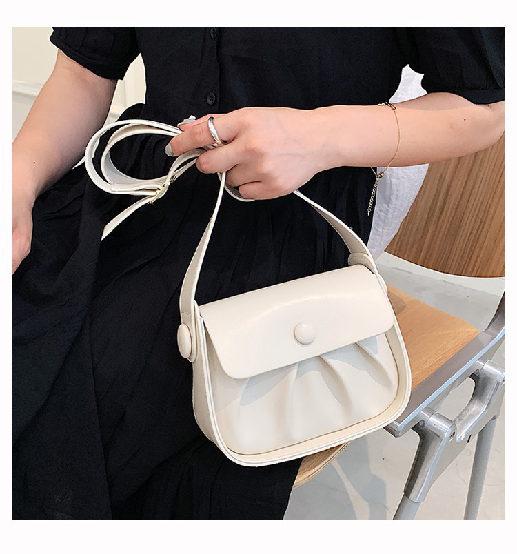 Wholesale Solid Color Shoulder Crossbody Saddle Bag Nihaojewelry display picture 156