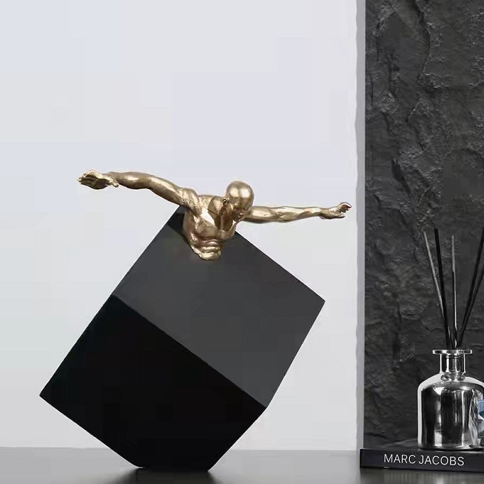 Liquidación Modern Simple Resina Artesanía Escultura Sala de estar Sala de estudio Entrada Hotel Club Habitación modelo Accesorios para el hogar