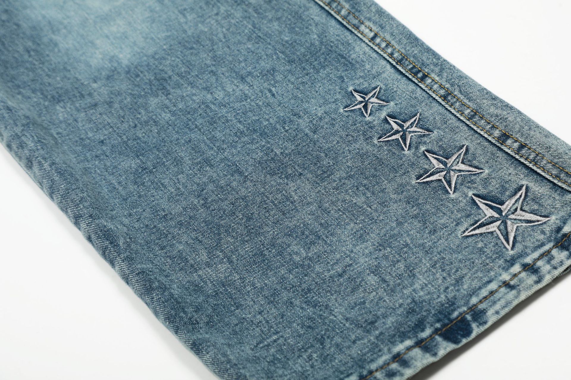Korean-Style Distressed Washed Wide-Leg Jeans – Embroidered Star Details | Unisex Loose Fit Streetwear Denim Pants (S-XL, Blue/Black)​_mkmklike.com