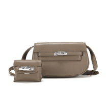 小包包女新款跨境高级感百搭小众斜挎包质感锁扣子母小方包手机包