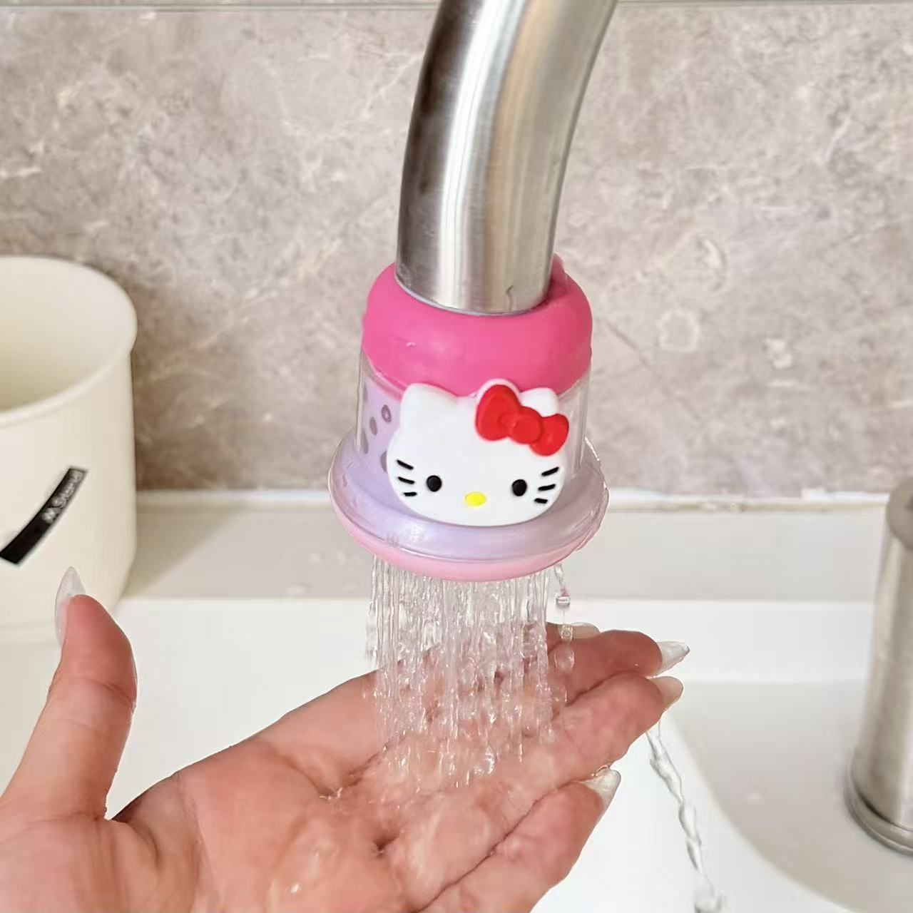 Cute Cat-Shaped Water Filter for Bathroom and Kitchen Faucets, Detachable and Splash-Proof Water Purifier