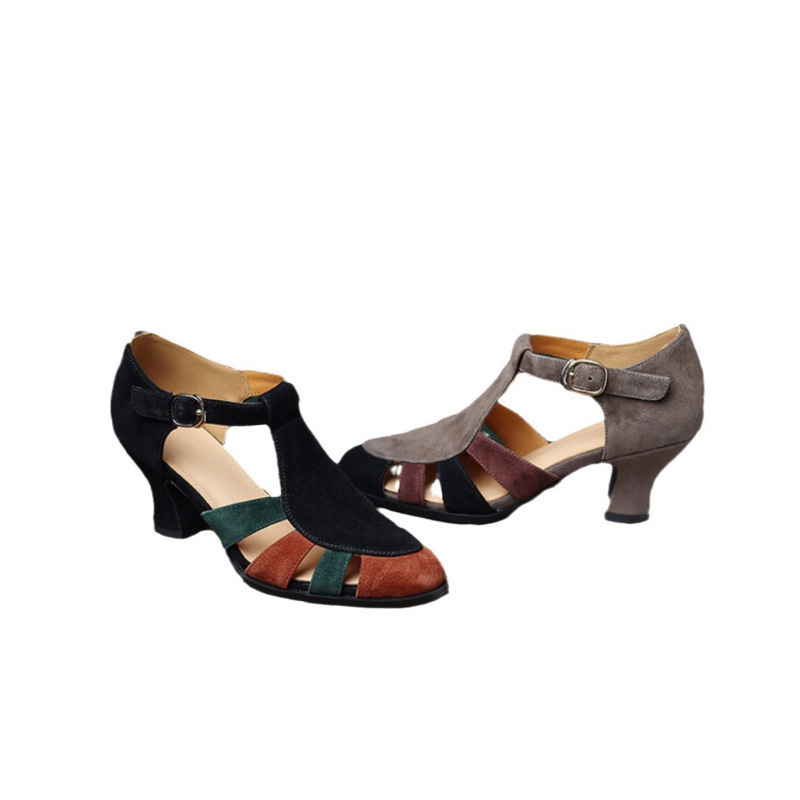 Retro Hollow-Out Roman Sandals with Color-Blocking Round-Toe High Heels, 2026 New Style Color-Blocking Sheepskin Closed-Back Women's Shoes Retro Hollow-Out Roman Sandals with Color-Blocking Round-Toe High Heels, 2026 New Style Color-Blocking Sheepskin Closed-Back Women's Shoes