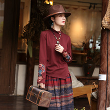 2025秋冬民族风长袖t恤女小众设计新中式重磅刺绣内搭上衣B9389