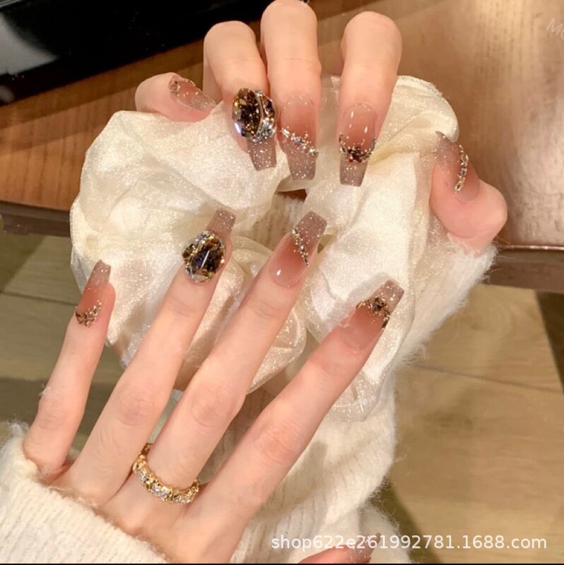 Reverse Paris pure hand-worn armor temperament white gentle romantic cat's eye advanced sense nail stickers wholesale