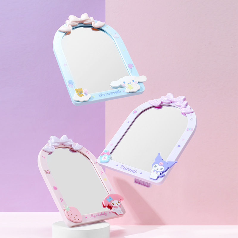 MINISO名创优品三丽鸥Sanrio 蝴蝶结美颜化妆镜学生创意梳妆镜