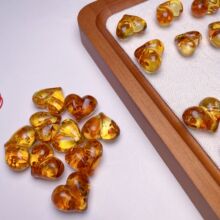 屁桃花珀琥珀蜜蜡配件桃心爱心饰品天然真品波罗的海批发项链吊坠