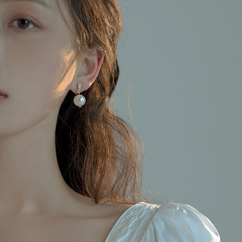 925 silver needle simple zircon pearl earrings for women, fashionable and versatile earrings, light luxury, high-end earrings and earrings