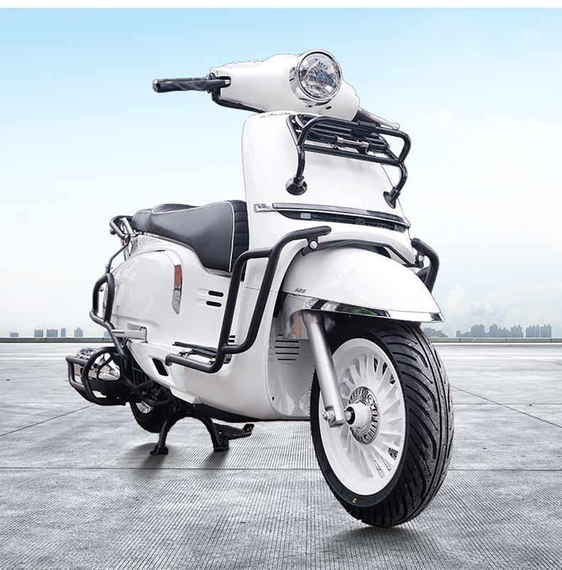 Suitable for Dongfeng 150Aura Bumper Full Surround Front and Rear Bumper Anti-Fall and Anti-Collision Scooter Protective Bar Modification