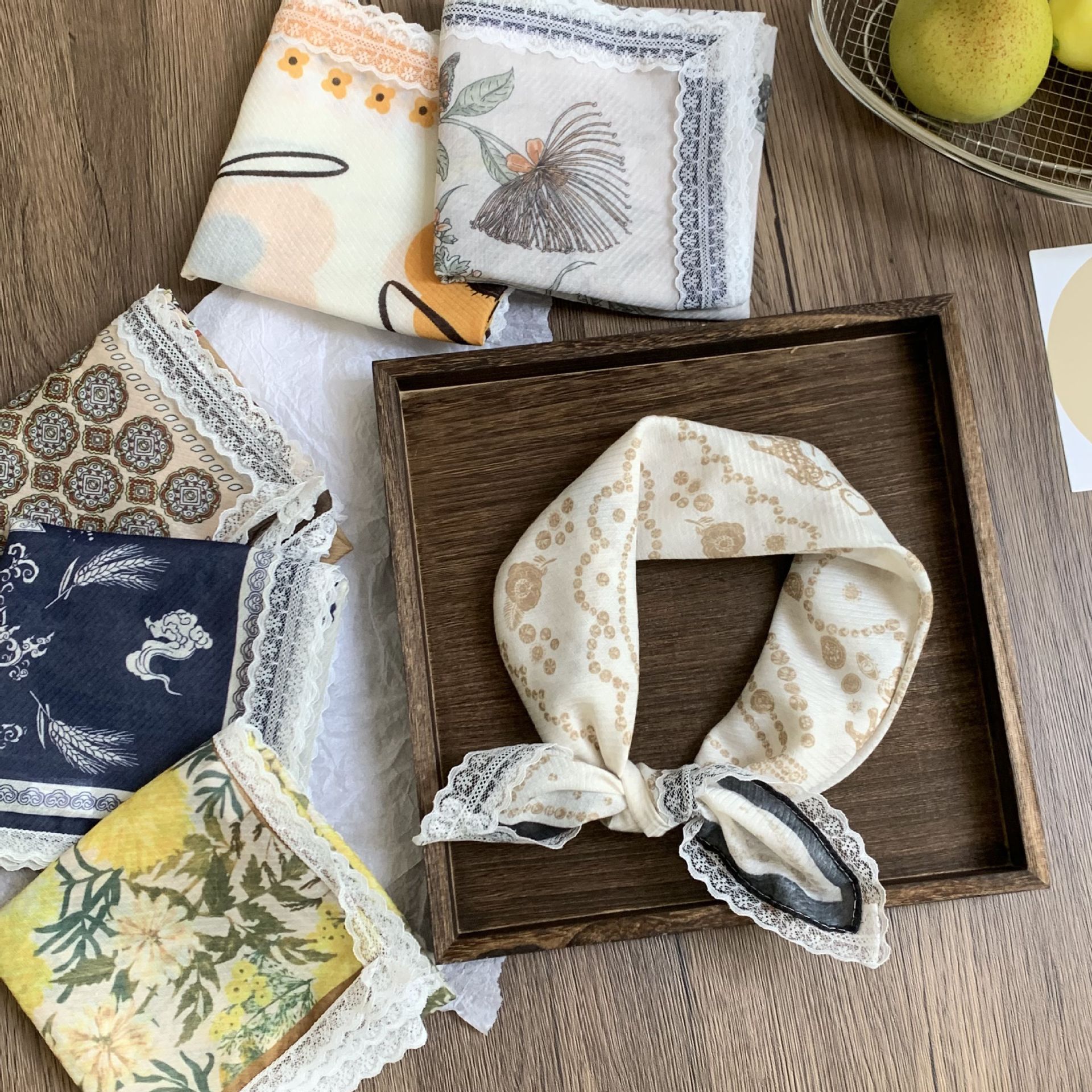 Buñuelo de seda cuello pequeño buñuelo cuadrado primavera y verano nueva moda decoración buñuelo de cuello paquete buñuelo de cabeza buñuelo de verano buñuelo de cabello buñuelo de cabello