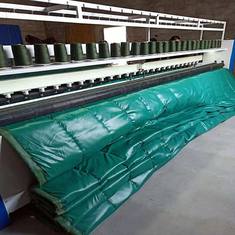 防晒防水棉被帆布保温被防火阻燃岩棉工程棉被PVC三防布盖被运输