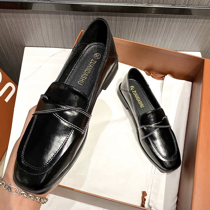 Новые бесшовные ретро туфли на толстом каблуке из кожи для женщин 2025, британский стиль, лоферы, женские туфли-слипоны, размеры 41-43, универсальные