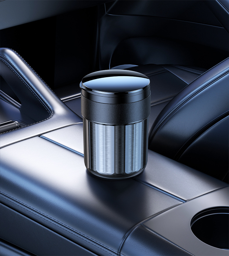 Leather Car Ashtray with Metal Light, Large Creative Design, Non-Spilling Ashtray for Car, Smoke Extinguishing Feature, Car Smoking Gadget