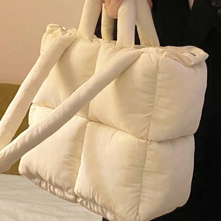 carousel-thumb-4