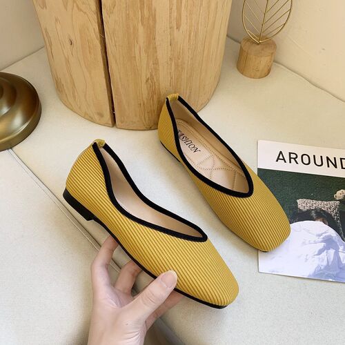 Women's size 41 shallow mouth single shoes, size 42 fly weave square head maternity shoes, easy slip on shoes for large women