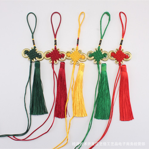 Manufacturer wholesale small Chinese knot pendant tassels eight plates gold edge Chinese knot bow car pendant