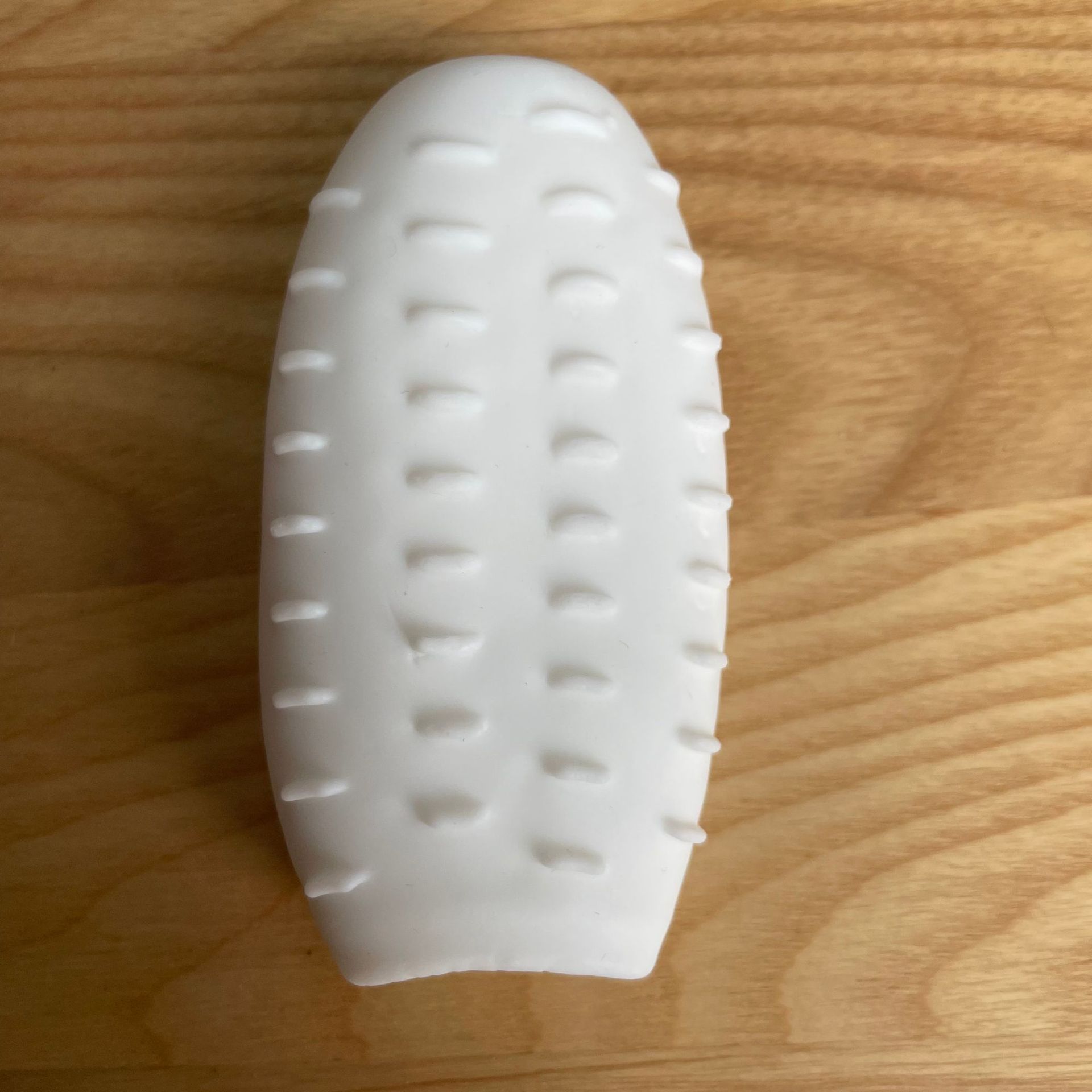 Grandes productos desnudos blancos.