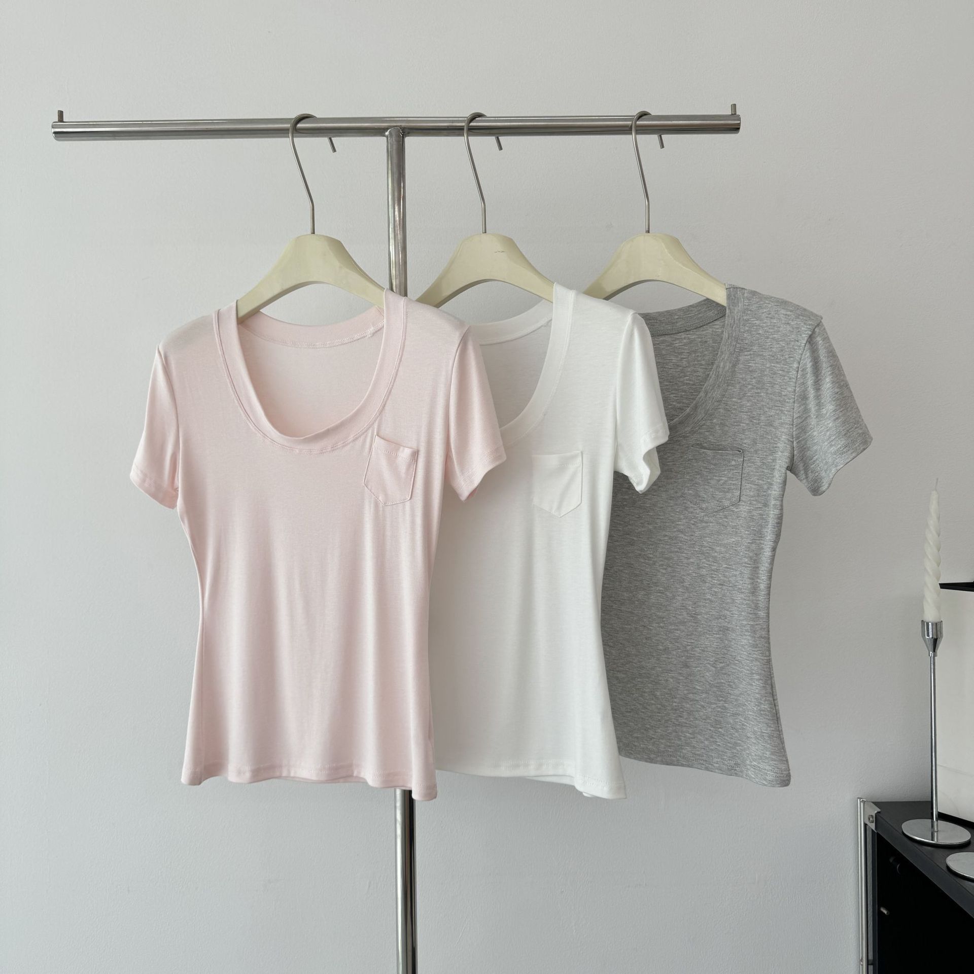 Huge and easy-to-wear breast mask T