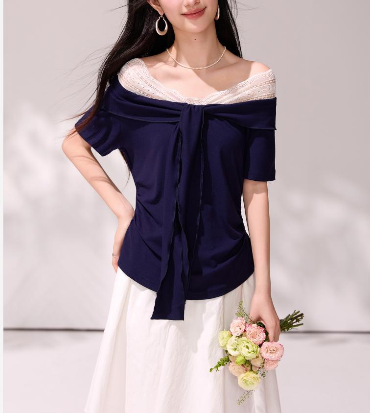 Áo thun nữ tay ngắn cổ V phối ren chắp vá FALINDA STUDIO — màu xanh navy chi tiết 7