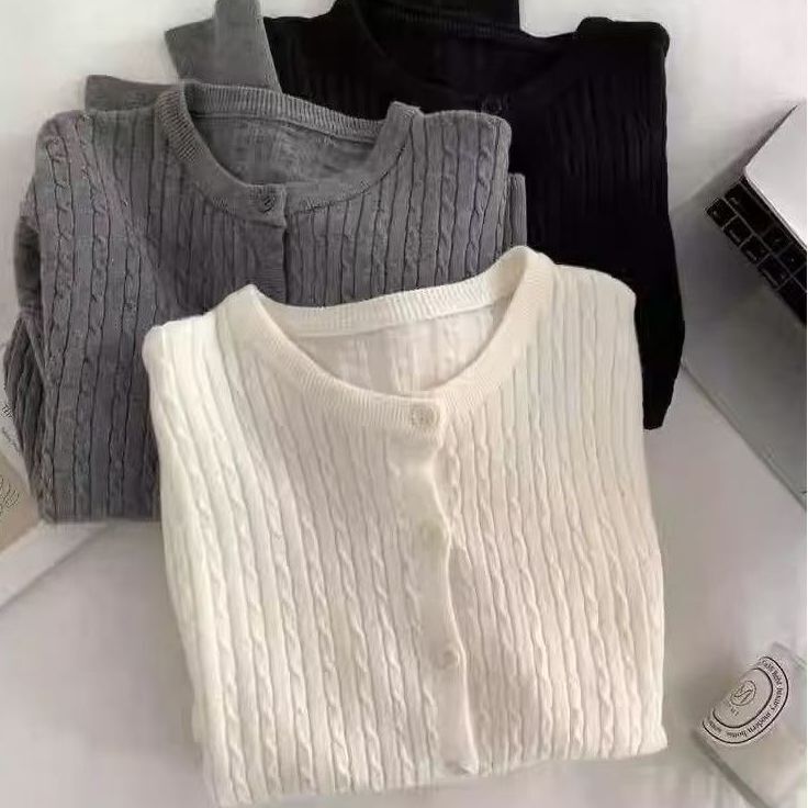 Round Neck Sweater Knitted Cardigan Women's Early Autumn New Retro Twist Slimming Thin Sweater Jacket