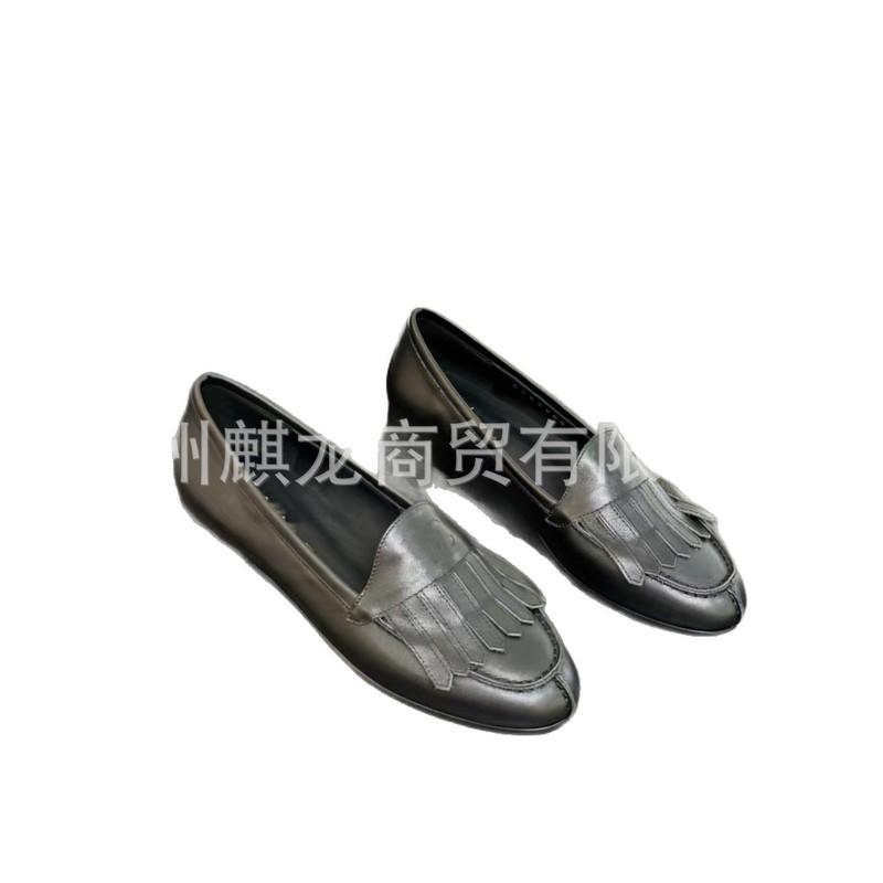 高端2025新款小香经典真皮圆头浅口中古流苏一脚蹬平底乐福鞋单鞋|undefined