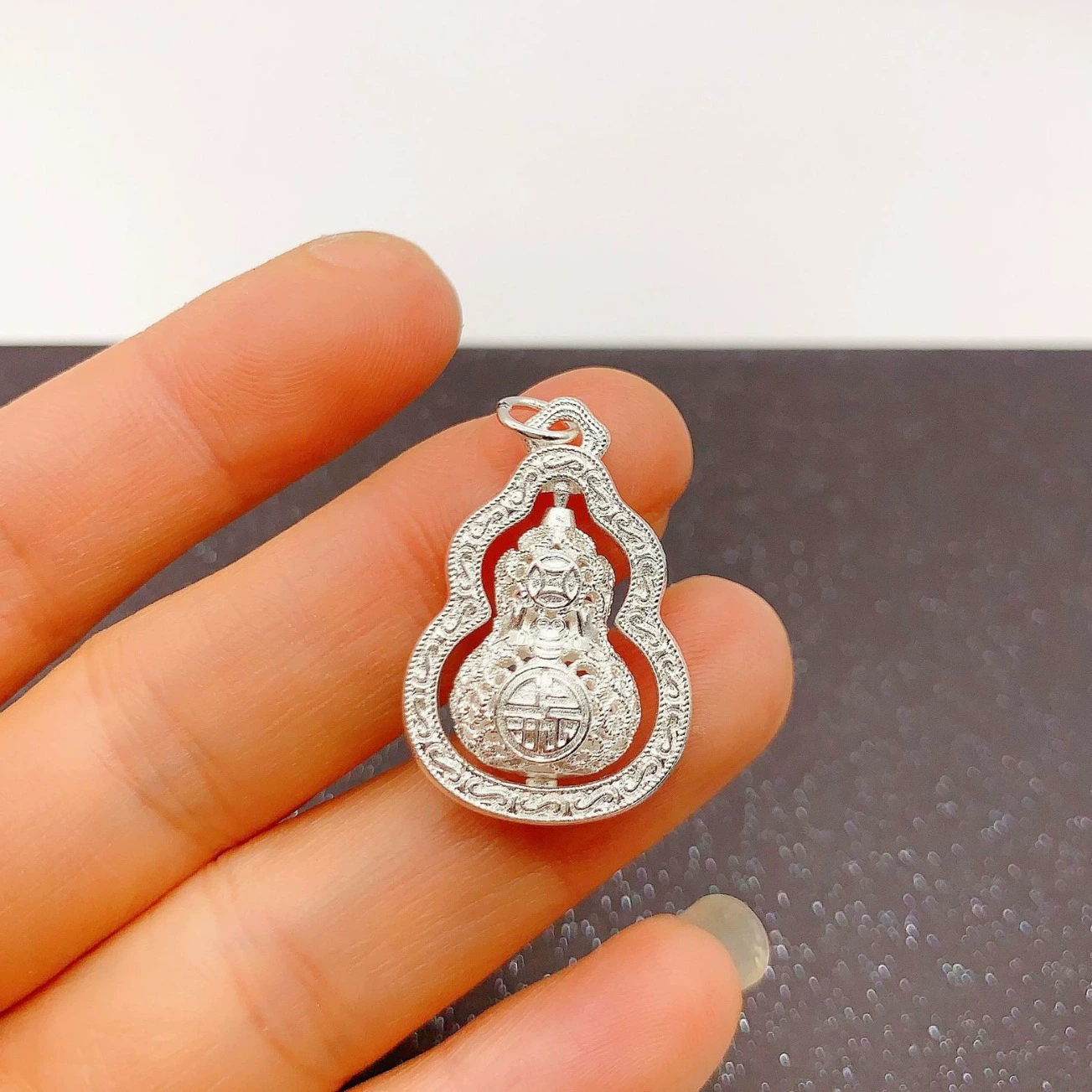 Серебряный фулу тыквы с полым цветочным филигранным ожерельем