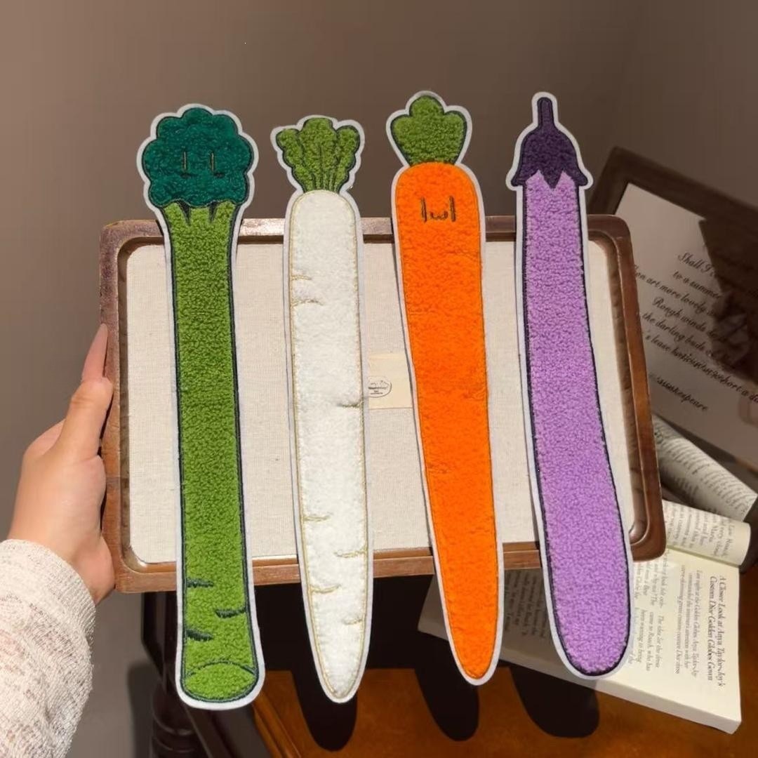 Fun and funny realistic vegetable hair clips, cartoon girl seamless bangs stickers, face wash makeup headband wholesale