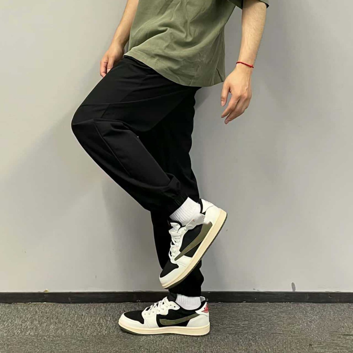 Zapatos Putian versión alta AJ zapatos de hombre zapatos de mujer marca compartida hebilla mágica zapatos de hombre zapatos de mujer zapatos de tabla de corte bajo púas puro