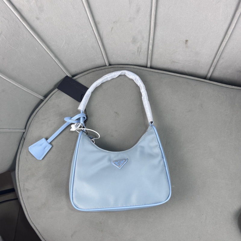 2024 nuevo paquete axilar P Home Hobo 2005 bolso de palo de tela de nylon impermeable medieval bolso de mujer de un hombro