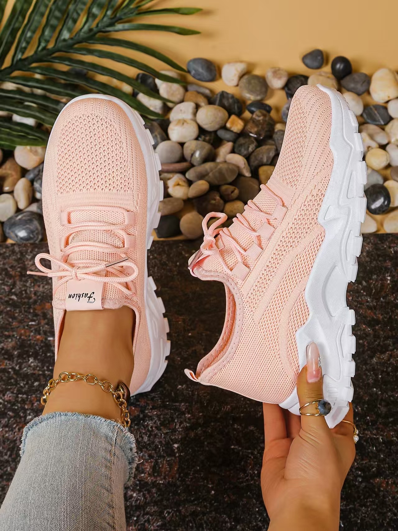 Zapatos mujer estilo caliente zapatos de verano zapatos de mujer red deportiva de todo fósforo zapatos individuales zapatos de mujer de comercio exterior malla voladora transfronteriza moda y transpirable image 9