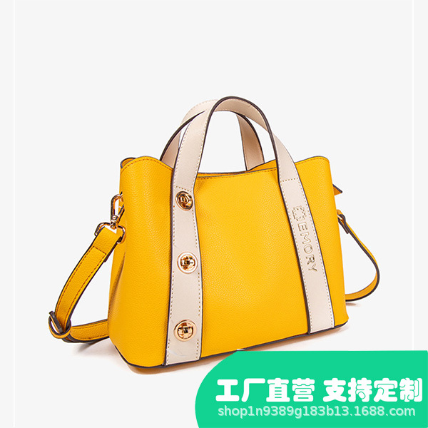 Leather handheld bag
