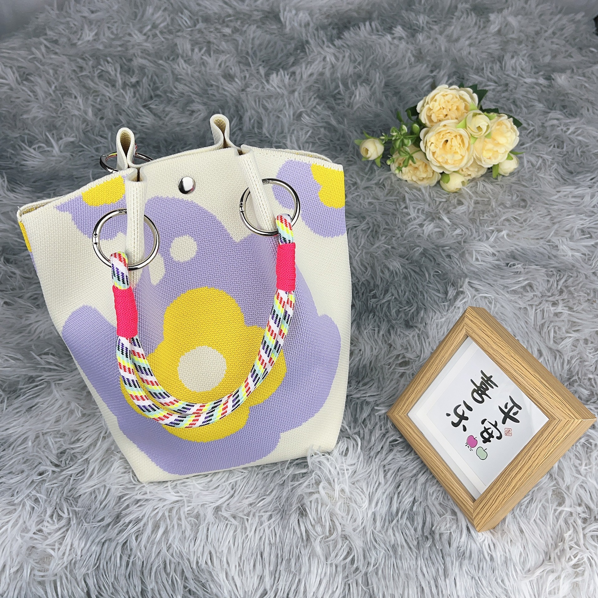 Bolsa de punto bolsas de dibujos animados para mujeres lindas bolsas de regalo de mano bolsas de bocadillos prácticas versátiles bolsas de cubo baratas gran capacidad