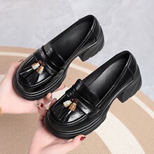 ���l�߸���ЬŮӢ���LŮЬ�И���Ь�A�^ƤЬܛƤ��״���һ���͹�