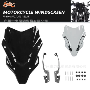 Yamaha MT-07 2021 motosiklet modifikasiyası ön şüşə deflektoru