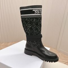 高定秋冬の刺繍のアルファベットの雪の長靴は色を合わせます。