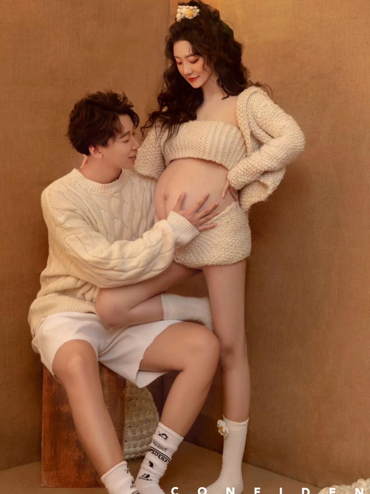 Милая кофта для беременной для фотосессий для любимой