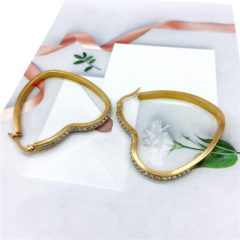 Fashion heart-shaped big new titanium steel earrings female