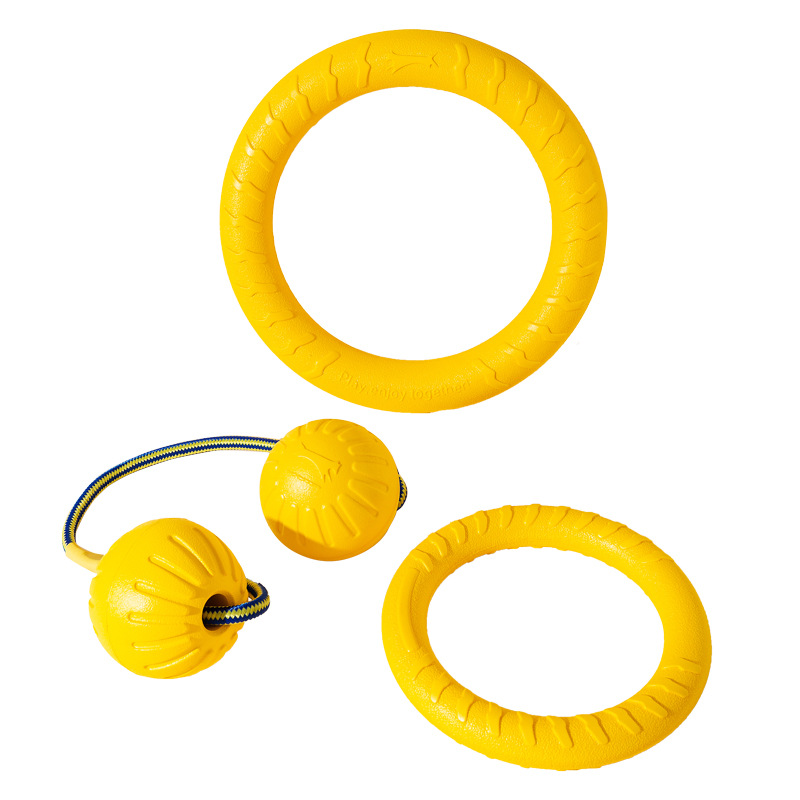 Amarillo EVA anillo de tracción para perros grandes jugando al aire libre consumo de energía resistente a la mordida y al desgaste fácil de limpiar juguetes para perros