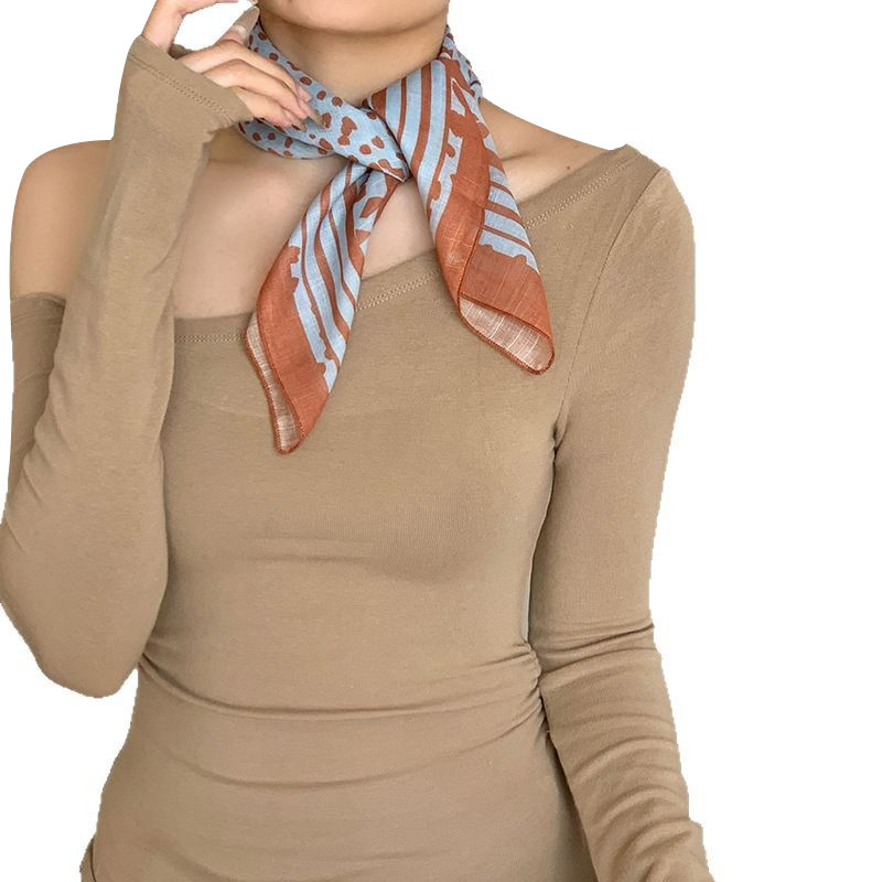 Bufandas de seda para mujeres primavera y verano coreano perezosas bufandas de flores pastorales retro versátiles bufandas cuadradas bufandas de protección solar