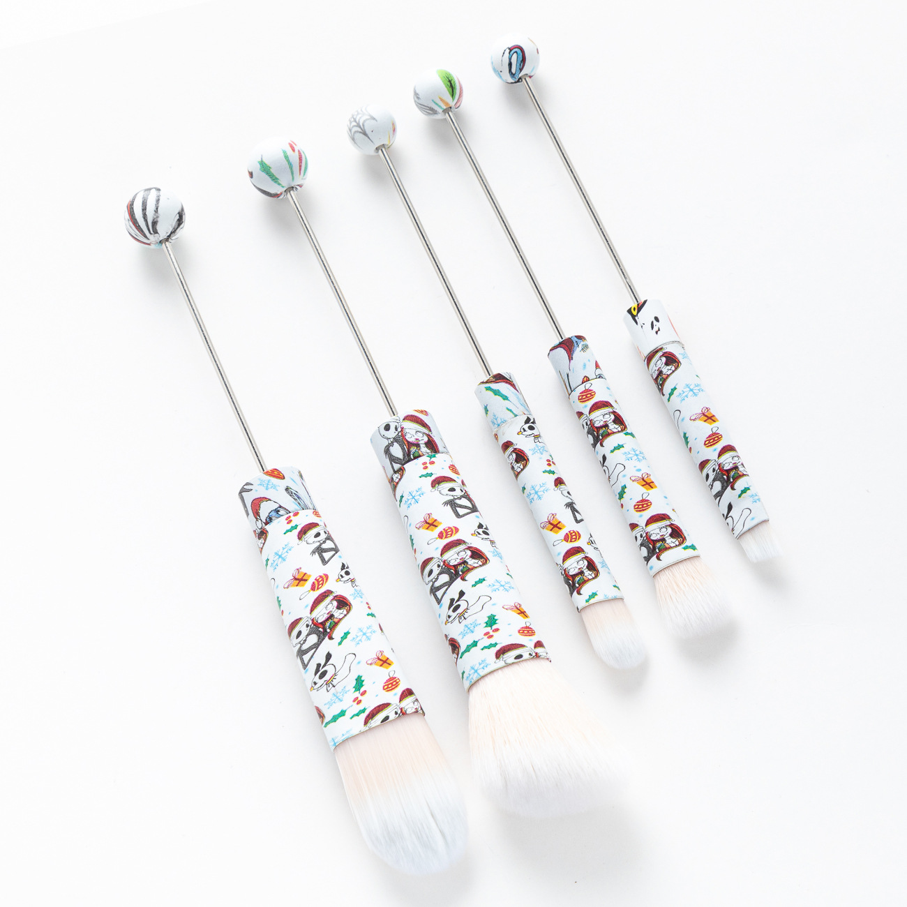 Nuevo cepillo de maquillaje DIY cuentas de metal cepillo de maquillaje cepillo de sombra de ojos cepillo de cejas cepillo de maquillaje de Navidad Halloween