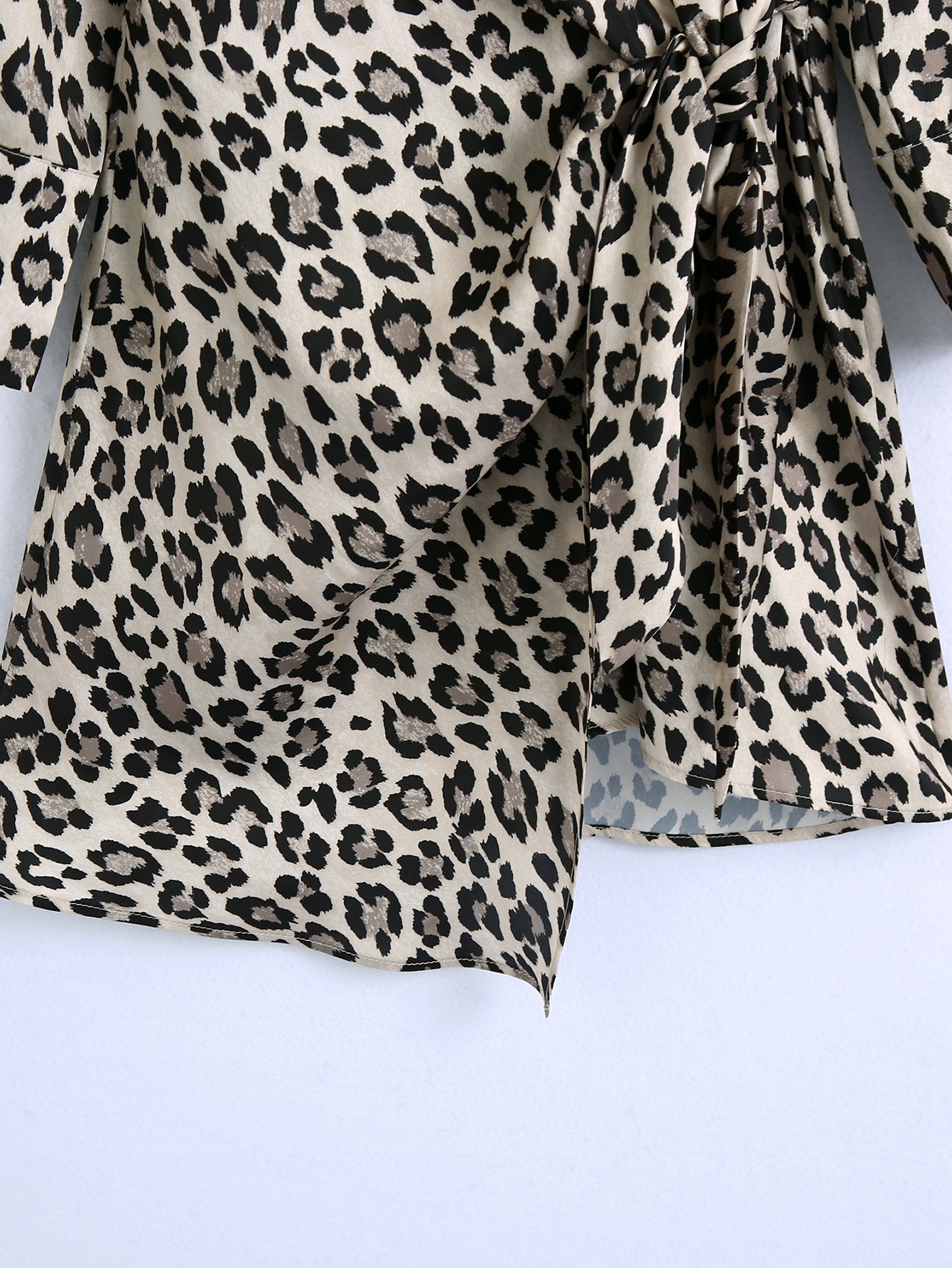 Long-Sleeved Leopard Print Wrap Dress NSXFL106095